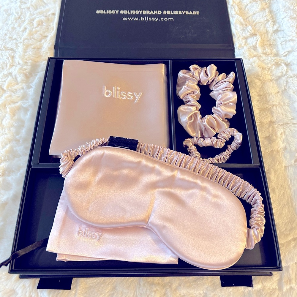 Blissy Dream Set in Pink